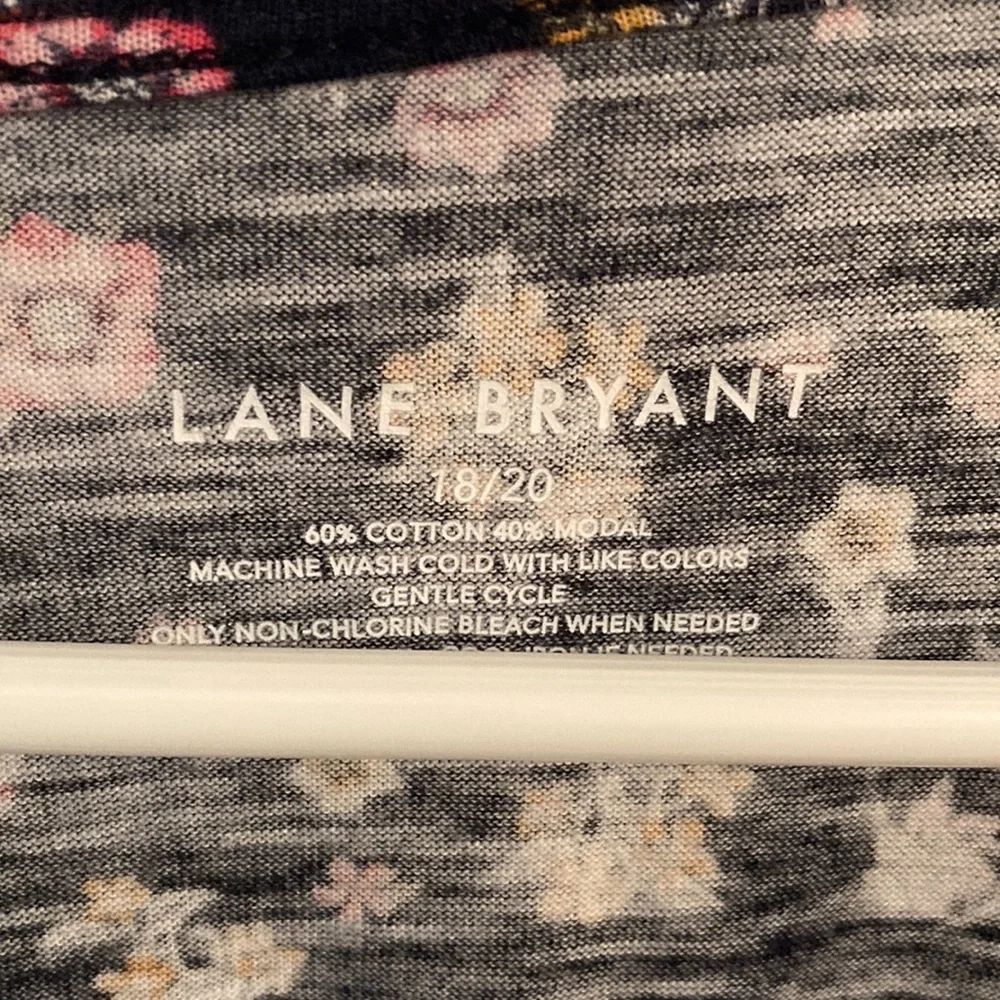 Lane Bryant Floral Top - Picture 3 of 3